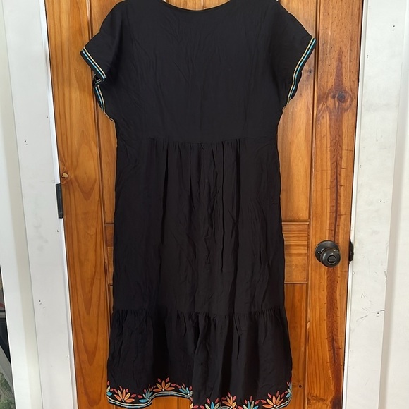 Savannah Jane Embroidered Black Midi Shirt Sleeve Dress Tiered Ruffle Small - Picture 2 of 8